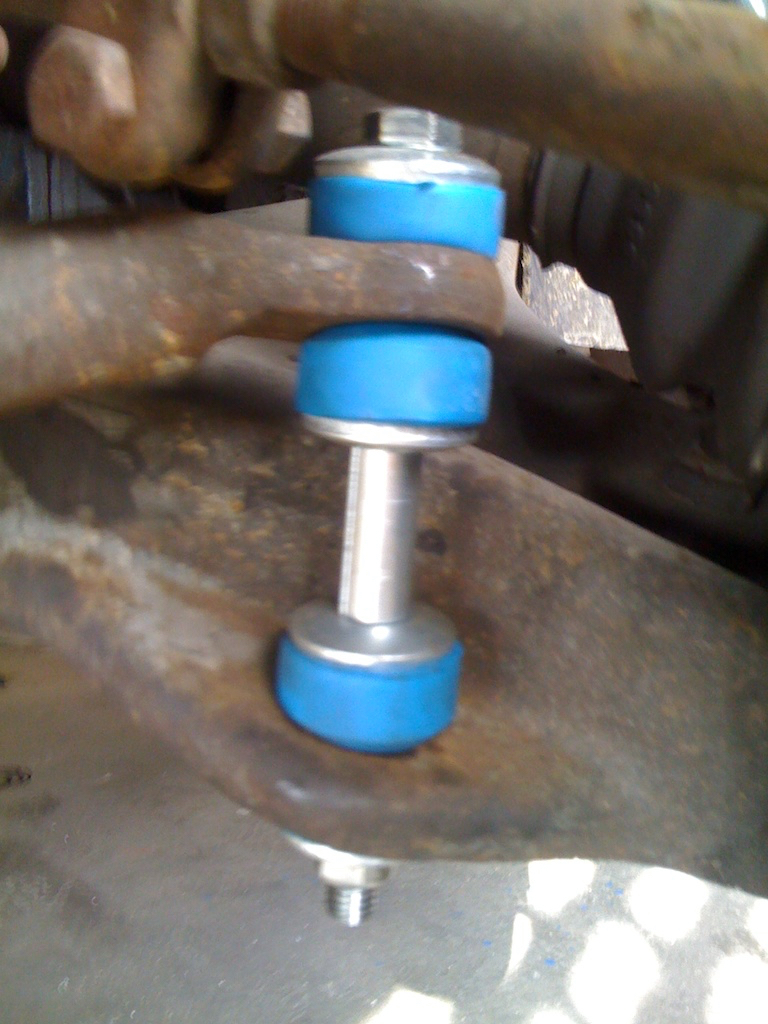new stabilizer links in place together with new ball joints