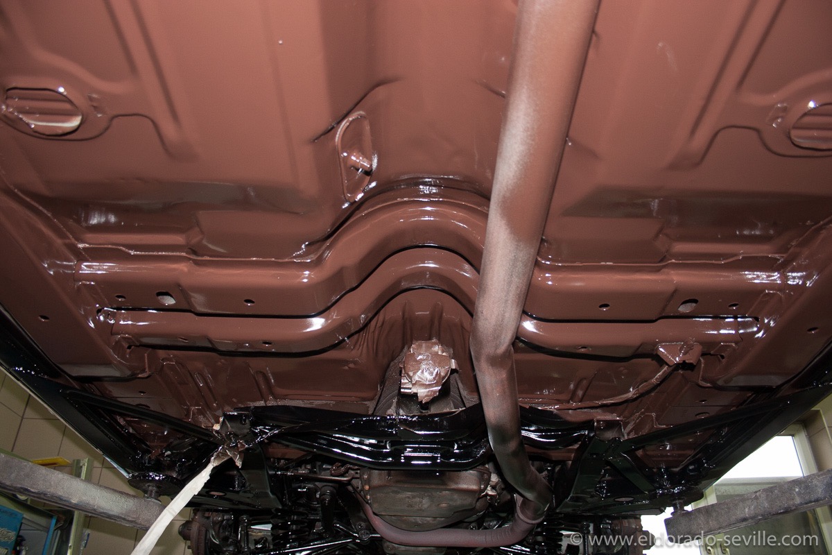 The floor pans are now repainted in the correct shade of brown.